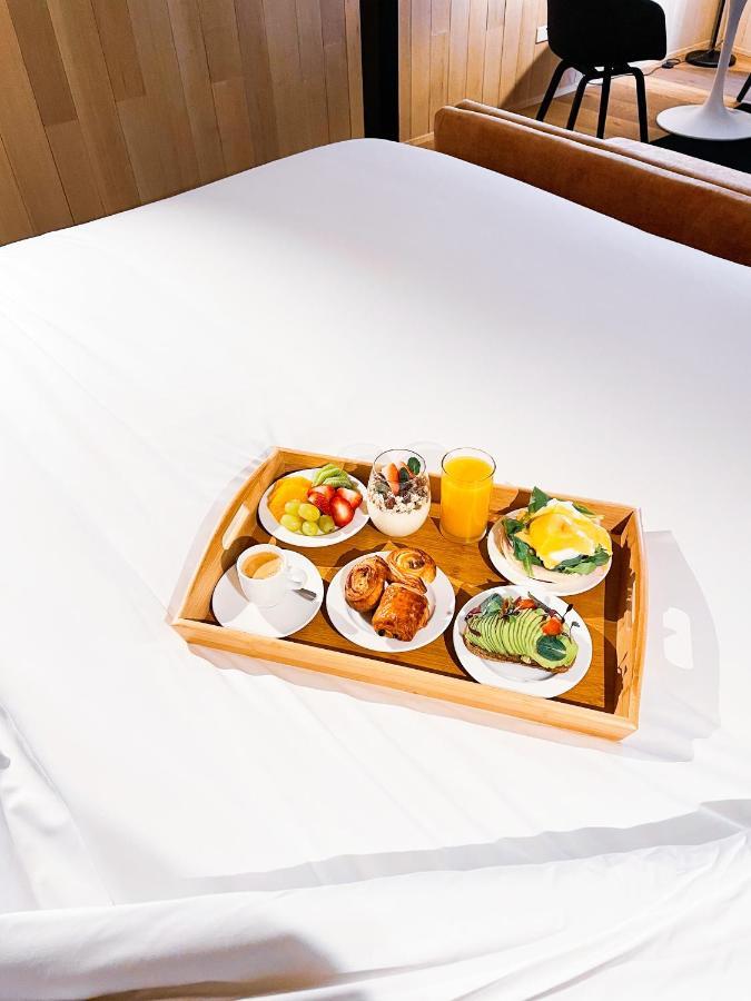 Hotel Magnolia Santiago Luaran gambar A breakfast tray